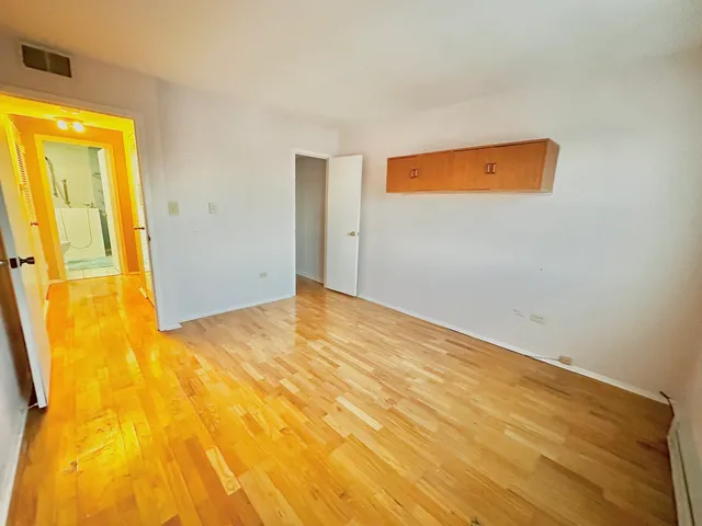 $239,000 | 141 North La Grange Road, Unit 602, La Grange, IL 60525