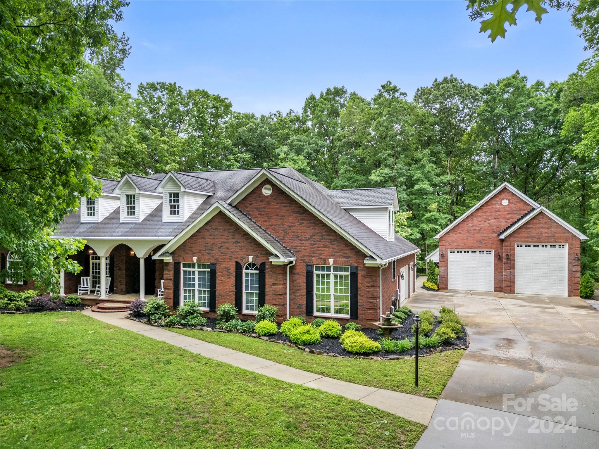 116 Generals Way Clover, SC 29710 - Photo 3 of 48 Gallery Image 3
