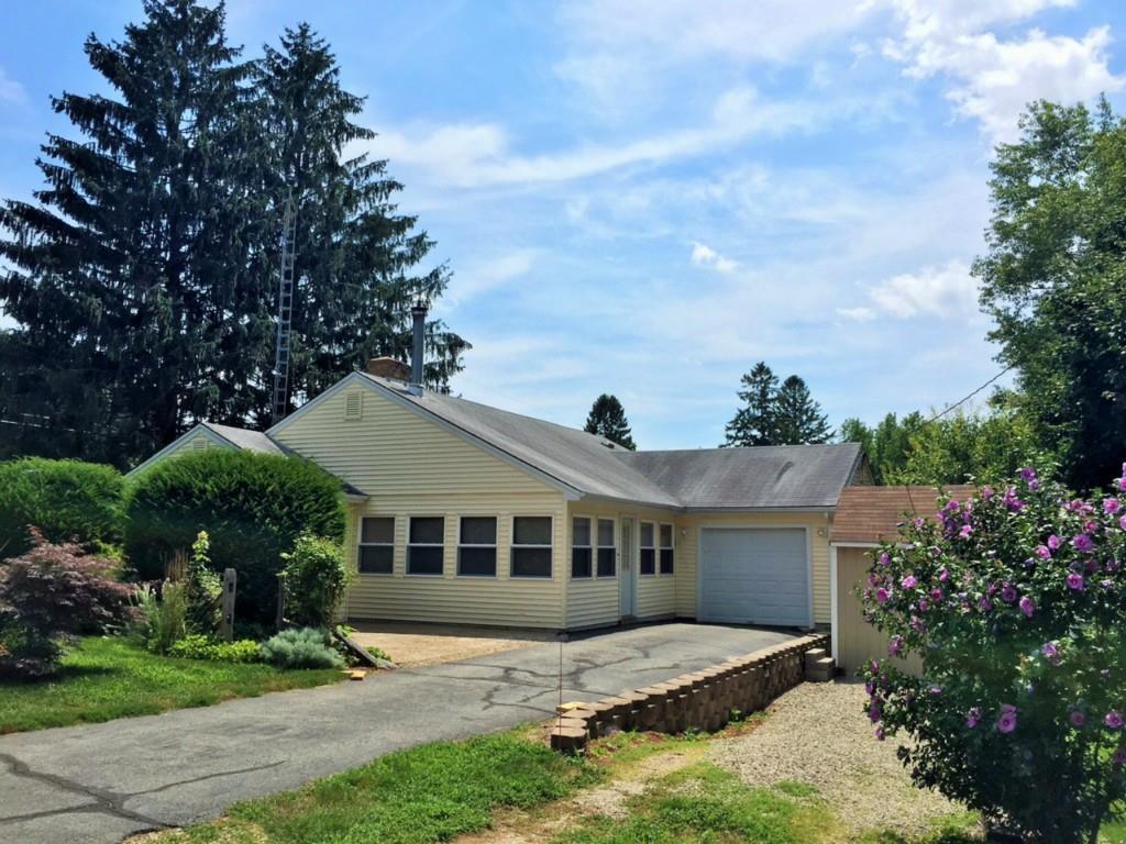 678 Quinebaug Road Thompson, CT 06262 - Photo 1 of 1 Gallery Image 1