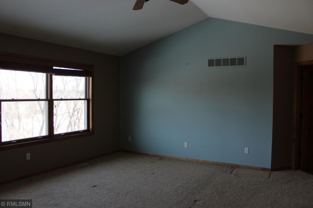 7644 Ridgeview Way Chanhassen, MN 55317 - Photo 14 of 16 Gallery Image 14
