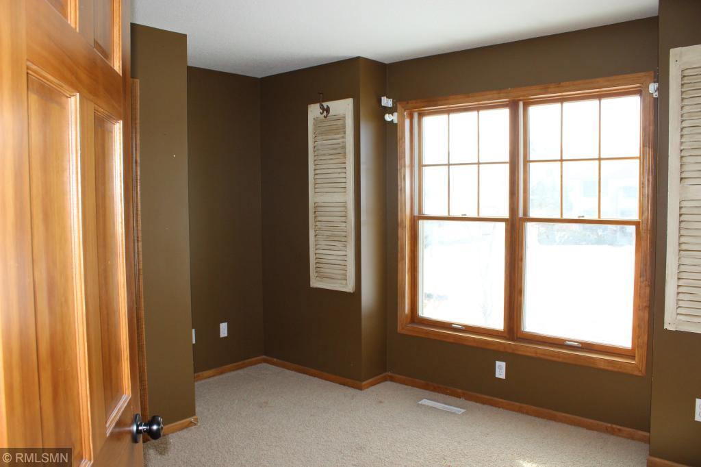 7644 Ridgeview Way Chanhassen, MN 55317 - Photo 10 of 16 Gallery Image 10