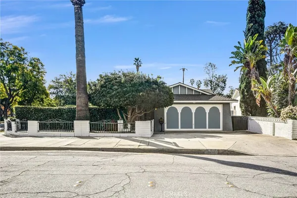 $825,000 | 728 West Richbrook Drive, Claremont, CA 91711