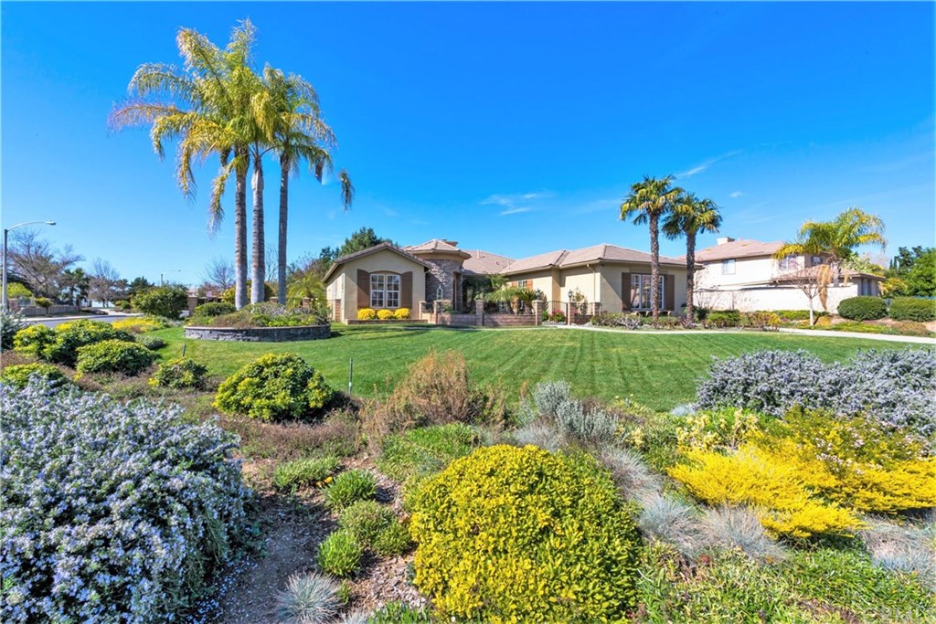 6069 Cannich Road Riverside, CA 92507 - Photo 3 of 29