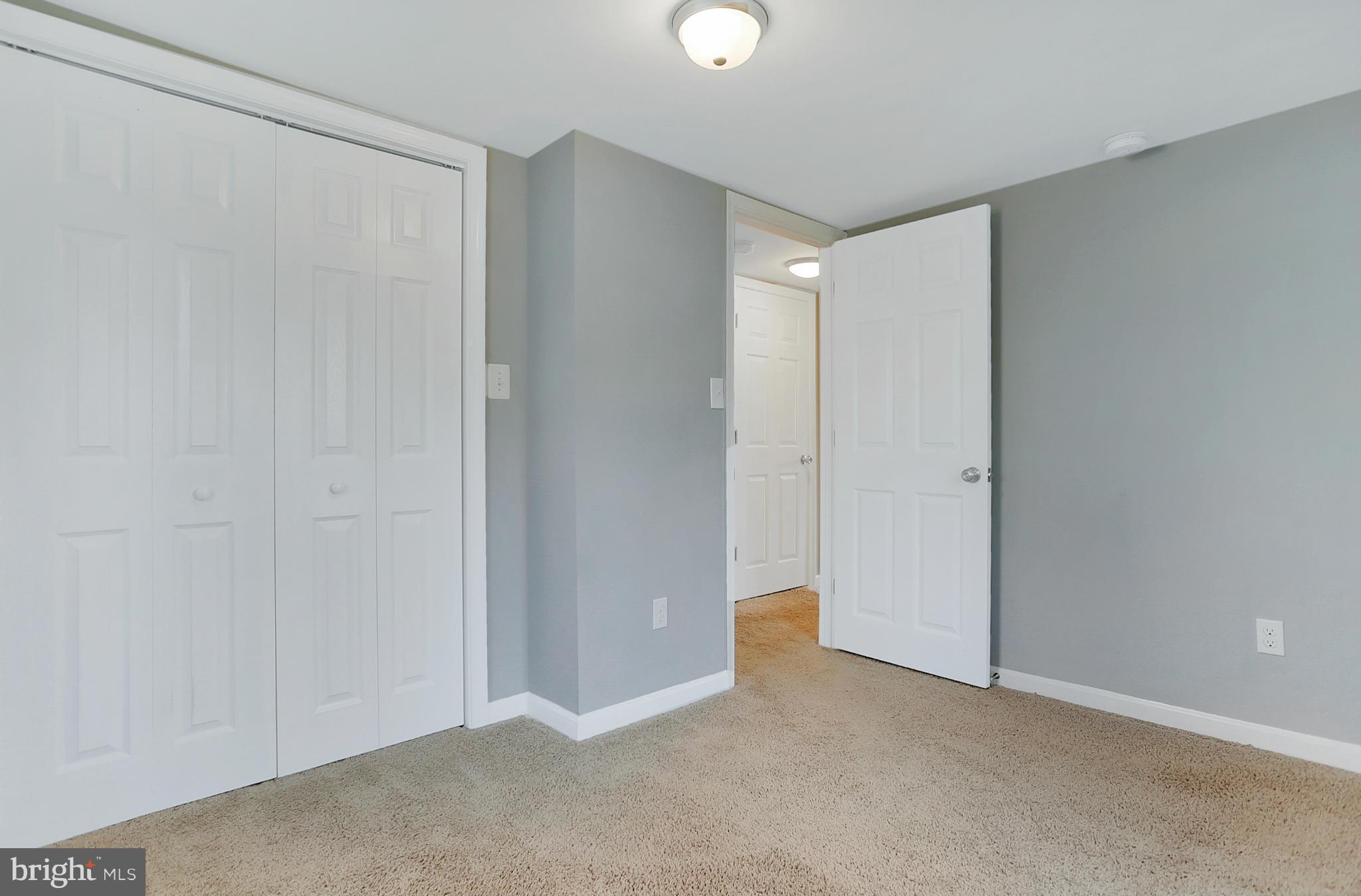 220 W Road Baltimore, MD 21221 - Photo 13 of 30 a view of an empty room