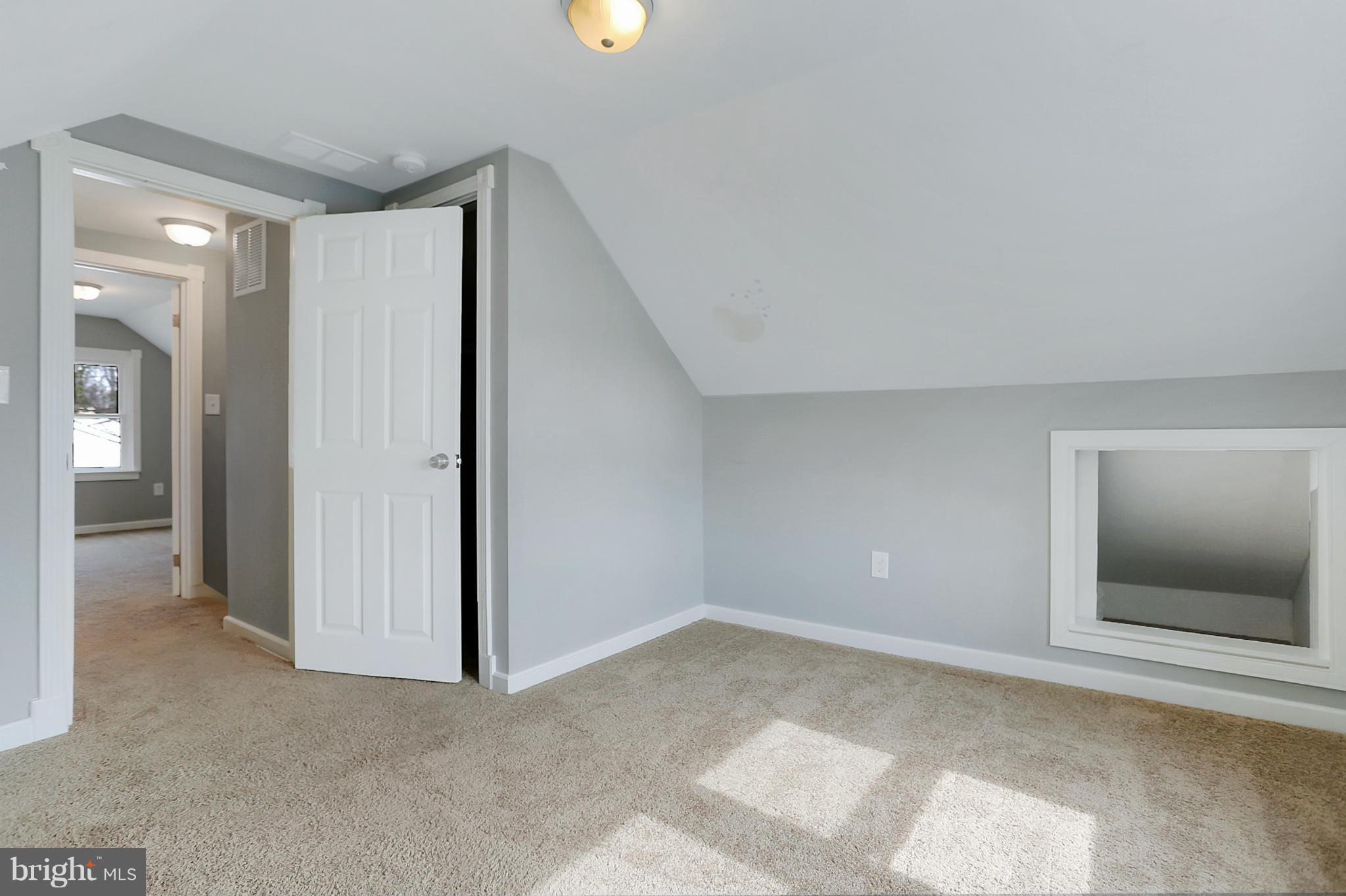 220 W Road Baltimore, MD 21221 - Photo 19 of 30 a view of an empty room and closet area