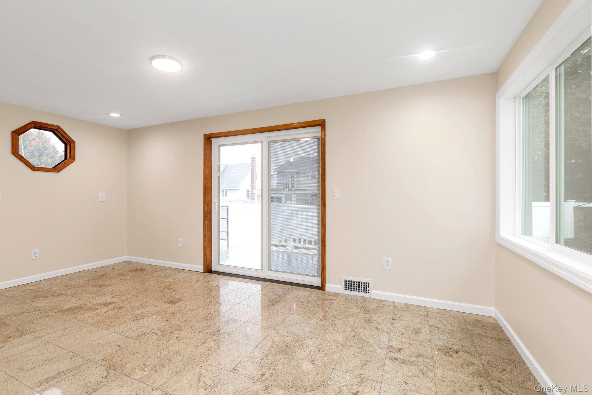 295 Plain Court, Unit RIGHT Franklin Square, NY 11010 - Photo 9 of 17