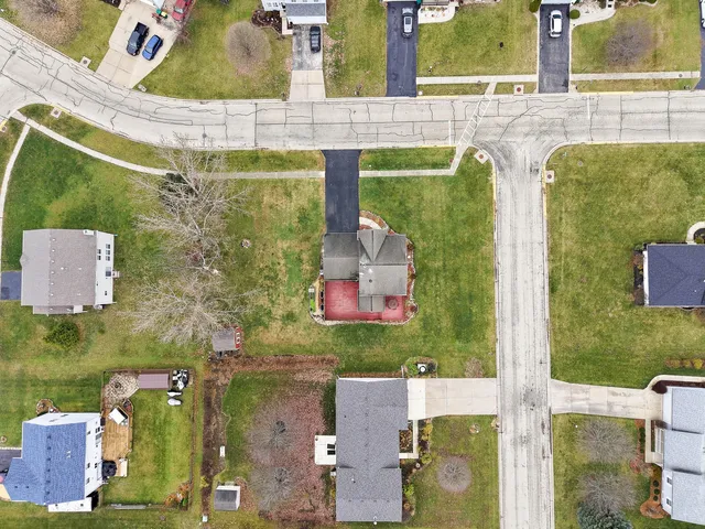 $280,000 | 300 Forest Drive, Kirkland, IL 60146