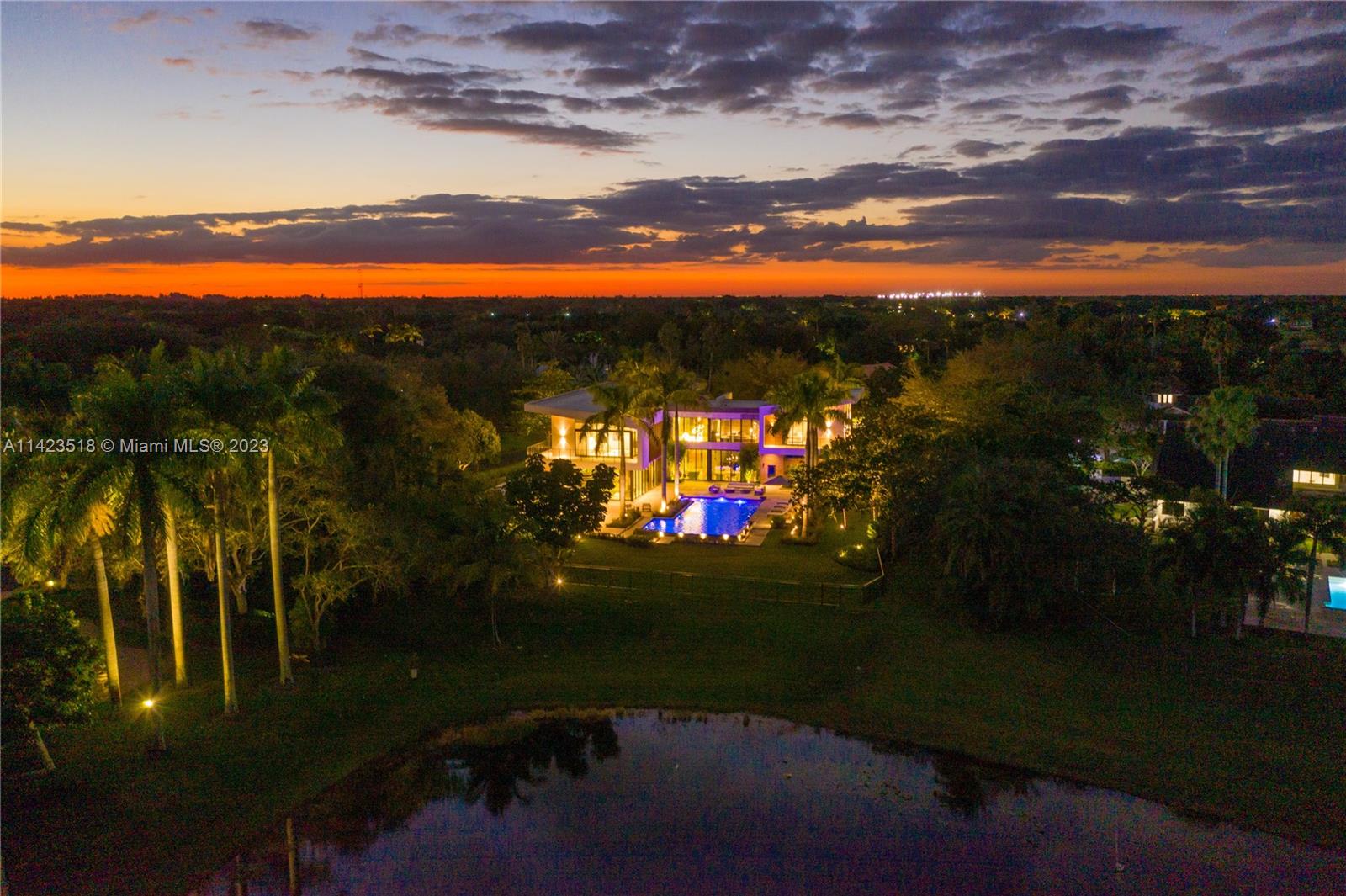 2690 Hackney Road Weston, FL 33331 - Photo 21 of 88