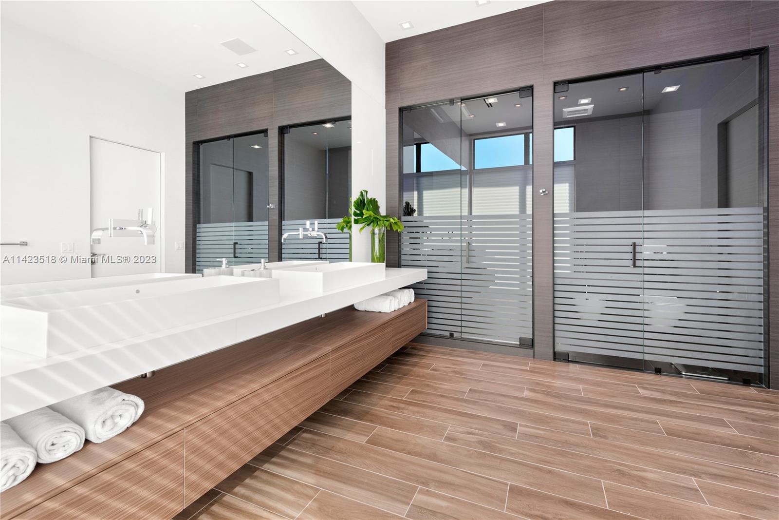 2690 Hackney Road Weston, FL 33331 - Photo 49 of 88