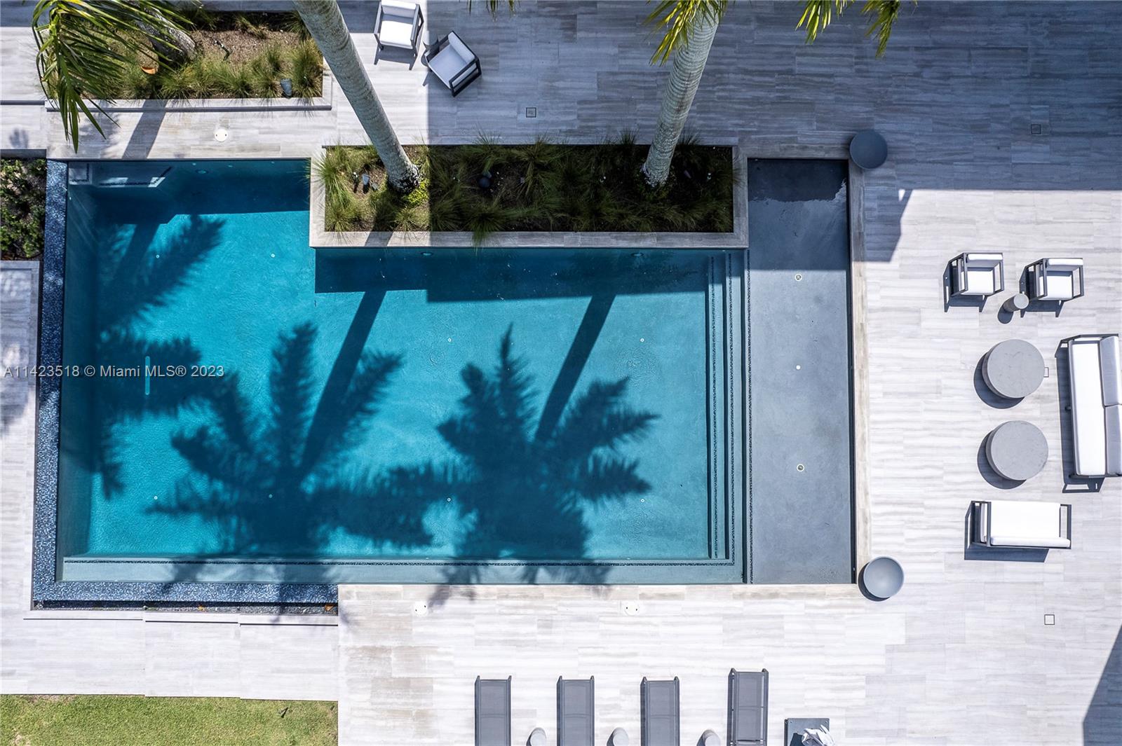 2690 Hackney Road Weston, FL 33331 - Photo 6 of 88