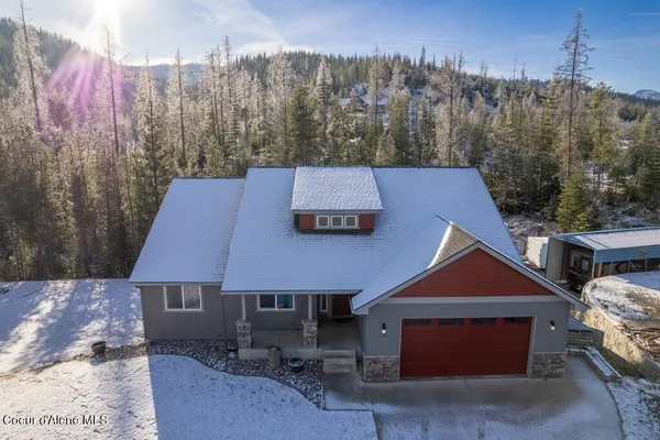$649,000 | 202 Silver Saddle Court, Pinehurst, ID 83850
