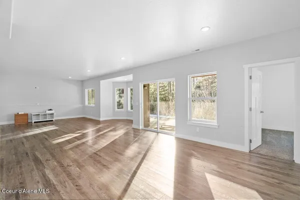 $649,000 | 202 Silver Saddle Court, Pinehurst, ID 83850