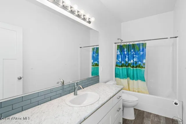 $649,000 | 202 Silver Saddle Court, Pinehurst, ID 83850