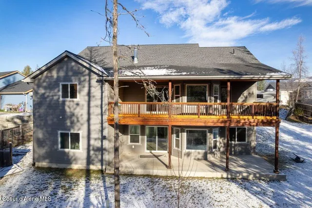 $649,000 | 202 Silver Saddle Court, Pinehurst, ID 83850