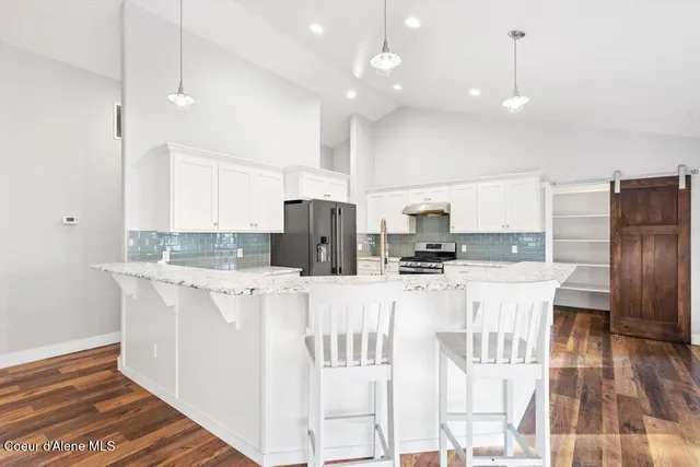 $649,000 | 202 Silver Saddle Court, Pinehurst, ID 83850