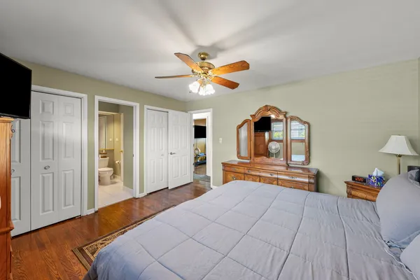 $425,000 | 2926 Mayfair Avenue, Westchester, IL 60154