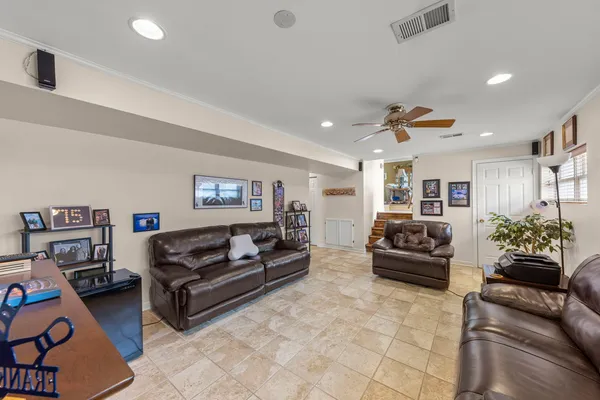 $425,000 | 2926 Mayfair Avenue, Westchester, IL 60154