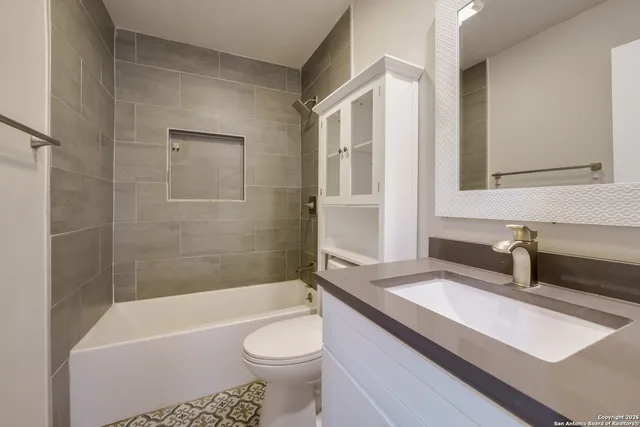 $1,540 | 709 Meadow Arbor Lane, Universal City, TX 78148