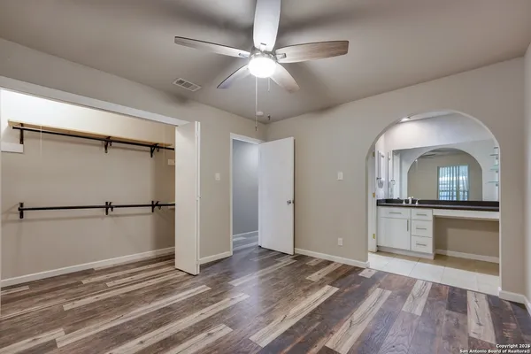 $1,499 | 709 Meadow Arbor Lane, Universal City, TX 78148