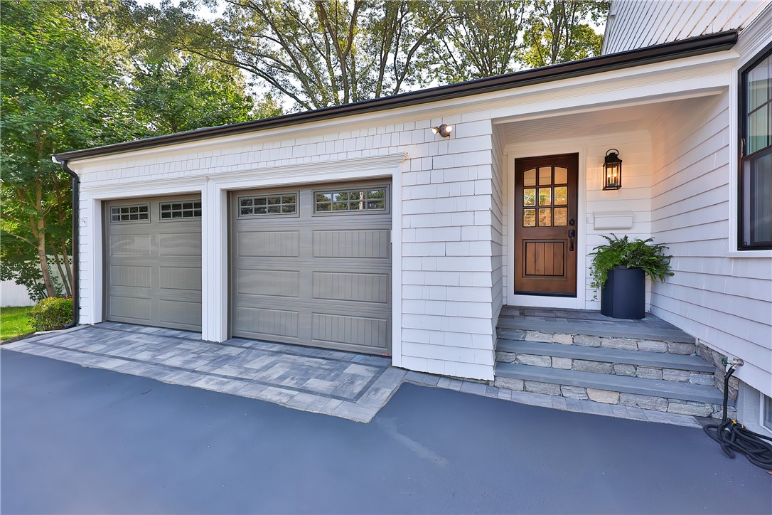 151 Timberline Road Warwick, RI 02886 - Photo 3 of 40