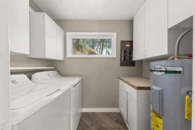 $2,500,000 | 41987 Shore Acres Road, Loon Lake, WA 99148