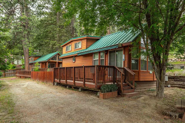 $2,500,000 | 41987 Shore Acres Road, Loon Lake, WA 99148