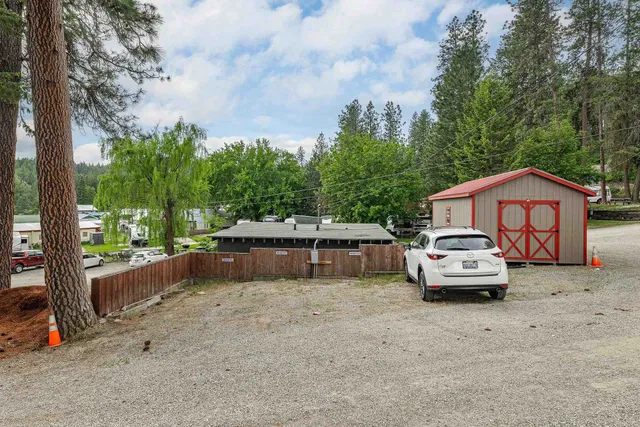$2,500,000 | 41987 Shore Acres Road, Loon Lake, WA 99148