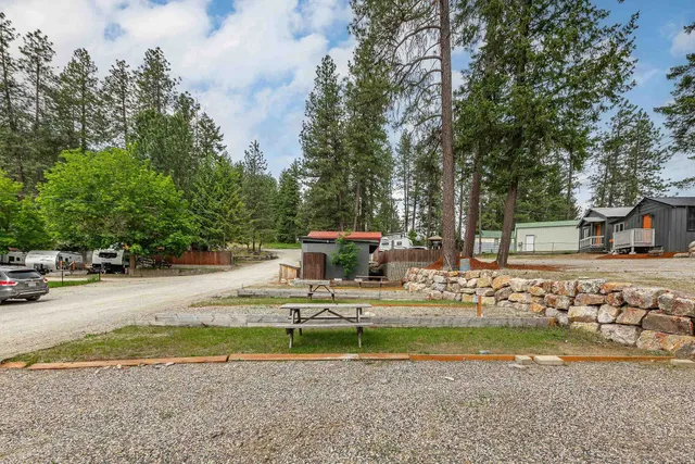 $2,500,000 | 41987 Shore Acres Road, Loon Lake, WA 99148