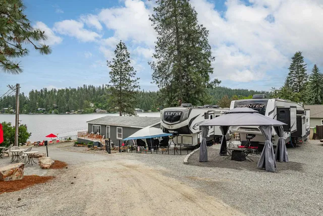 $2,500,000 | 41987 Shore Acres Road, Loon Lake, WA 99148