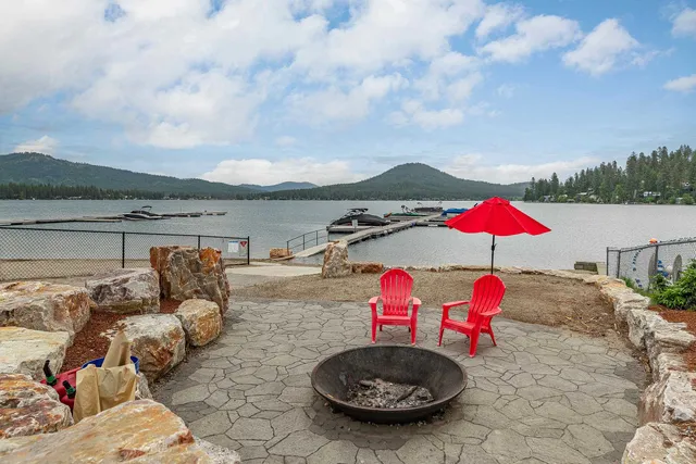 $2,500,000 | 41987 Shore Acres Road, Loon Lake, WA 99148