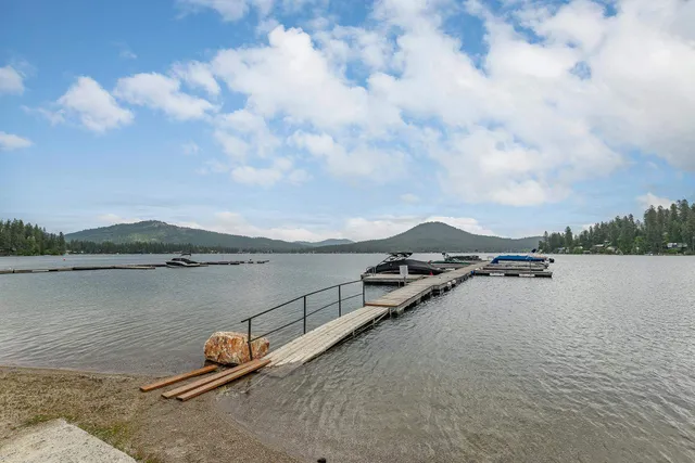 $2,500,000 | 41987 Shore Acres Road, Loon Lake, WA 99148