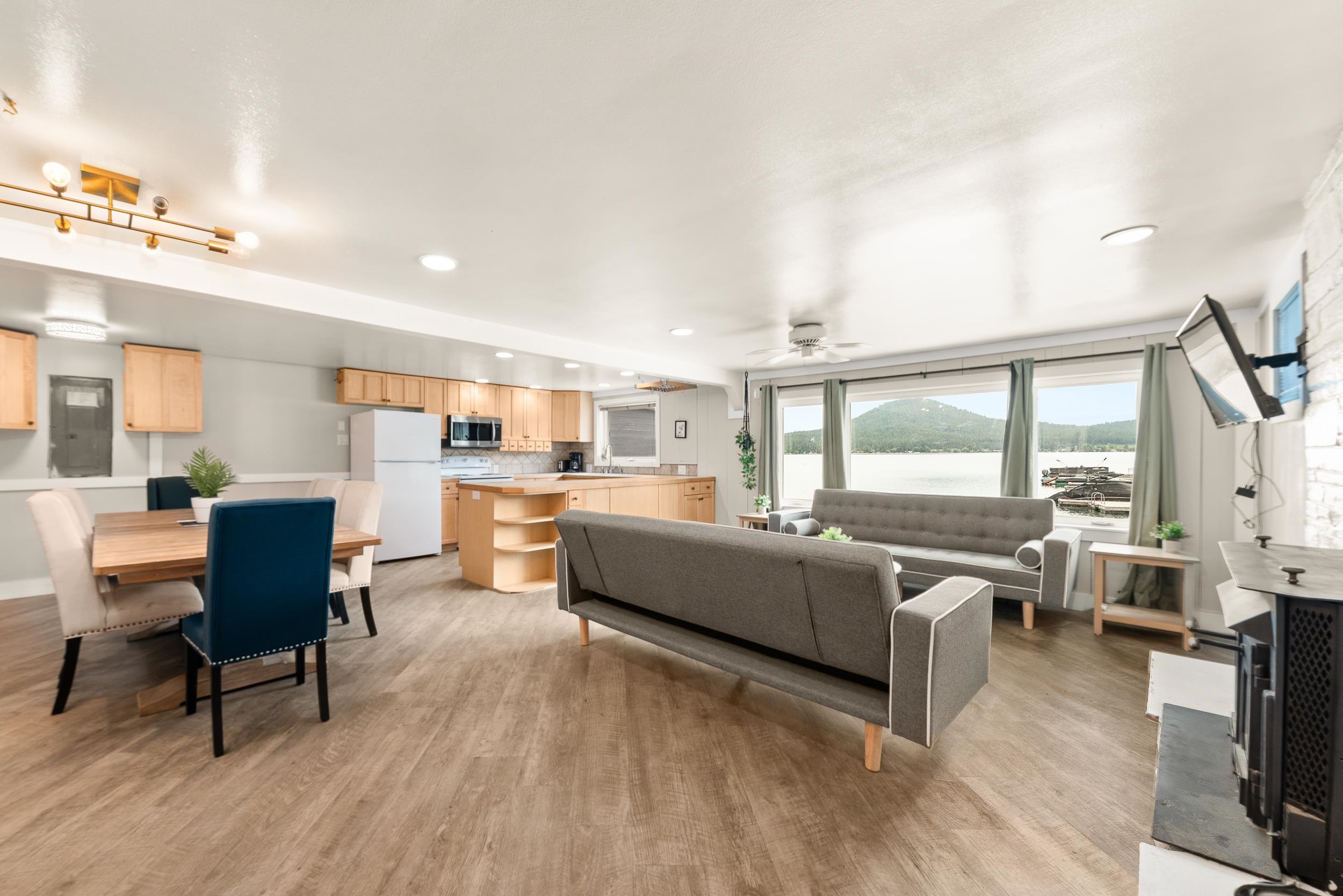 41987 Shore Acres Road Loon Lake, WA 99148 - Photo 8 of 49