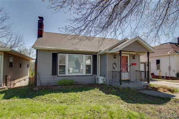 $155,000 | 660 Burroughs Avenue, Collinsville, IL 62234