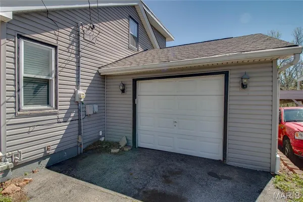 $155,000 | 660 Burroughs Avenue, Collinsville, IL 62234