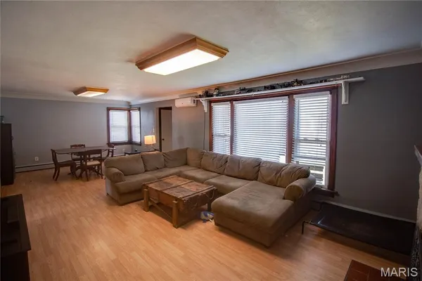 $155,000 | 660 Burroughs Avenue, Collinsville, IL 62234