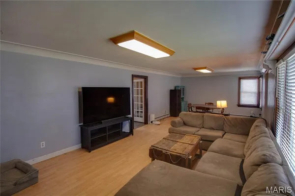 $155,000 | 660 Burroughs Avenue, Collinsville, IL 62234