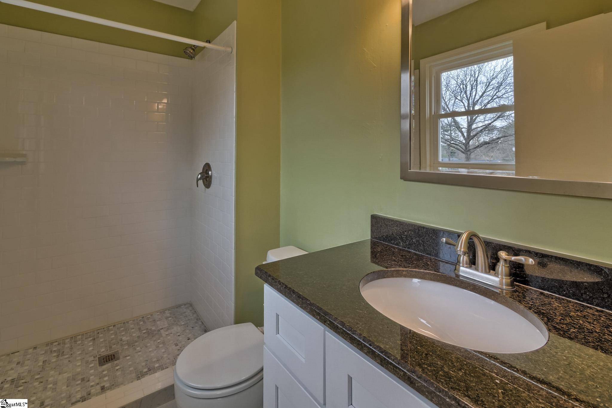 122 Apollo Avenue Greer, SC 29651 - Photo 11 of 24 Gallery Image 11