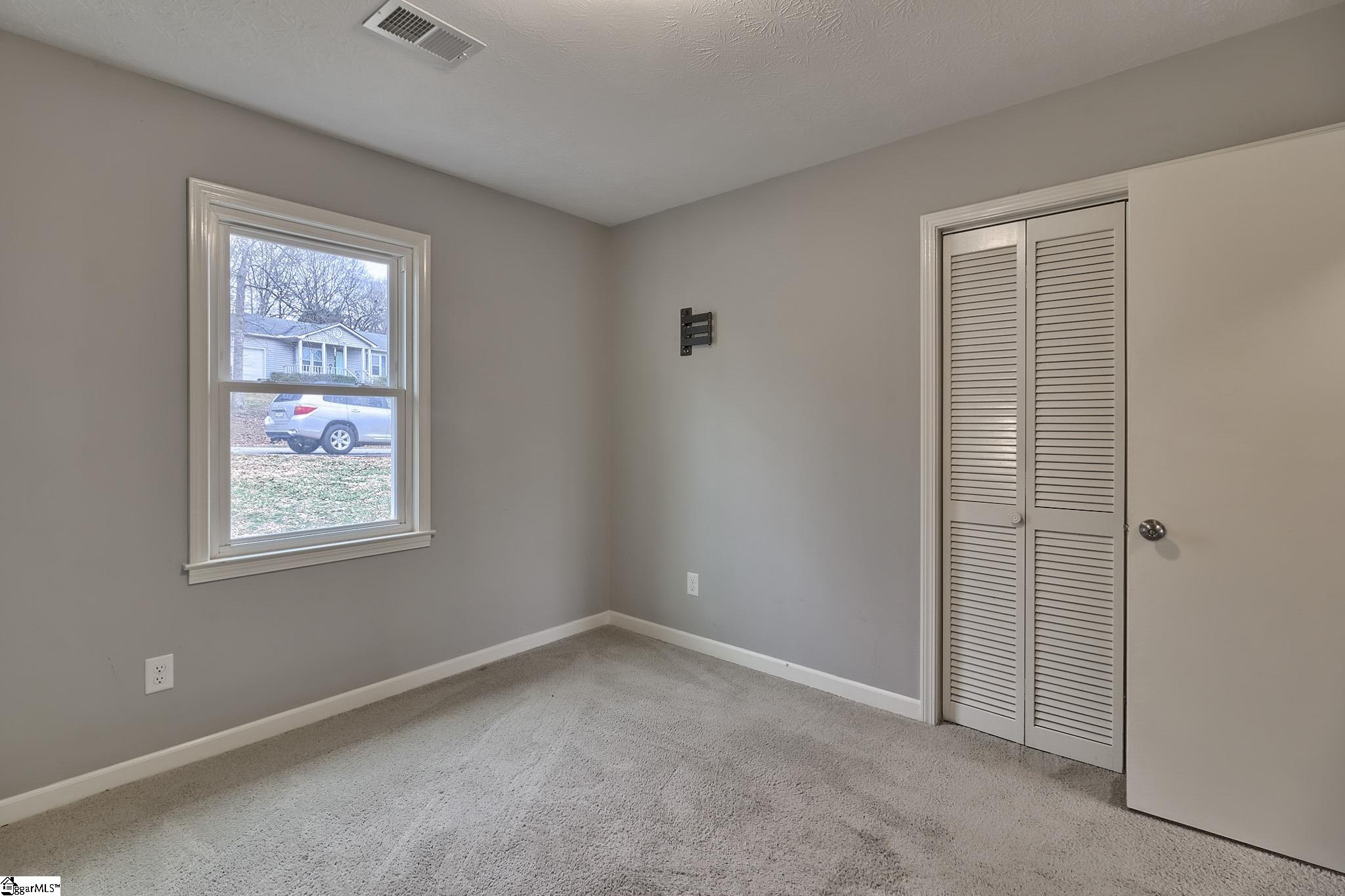 122 Apollo Avenue Greer, SC 29651 - Photo 15 of 24 Gallery Image 15