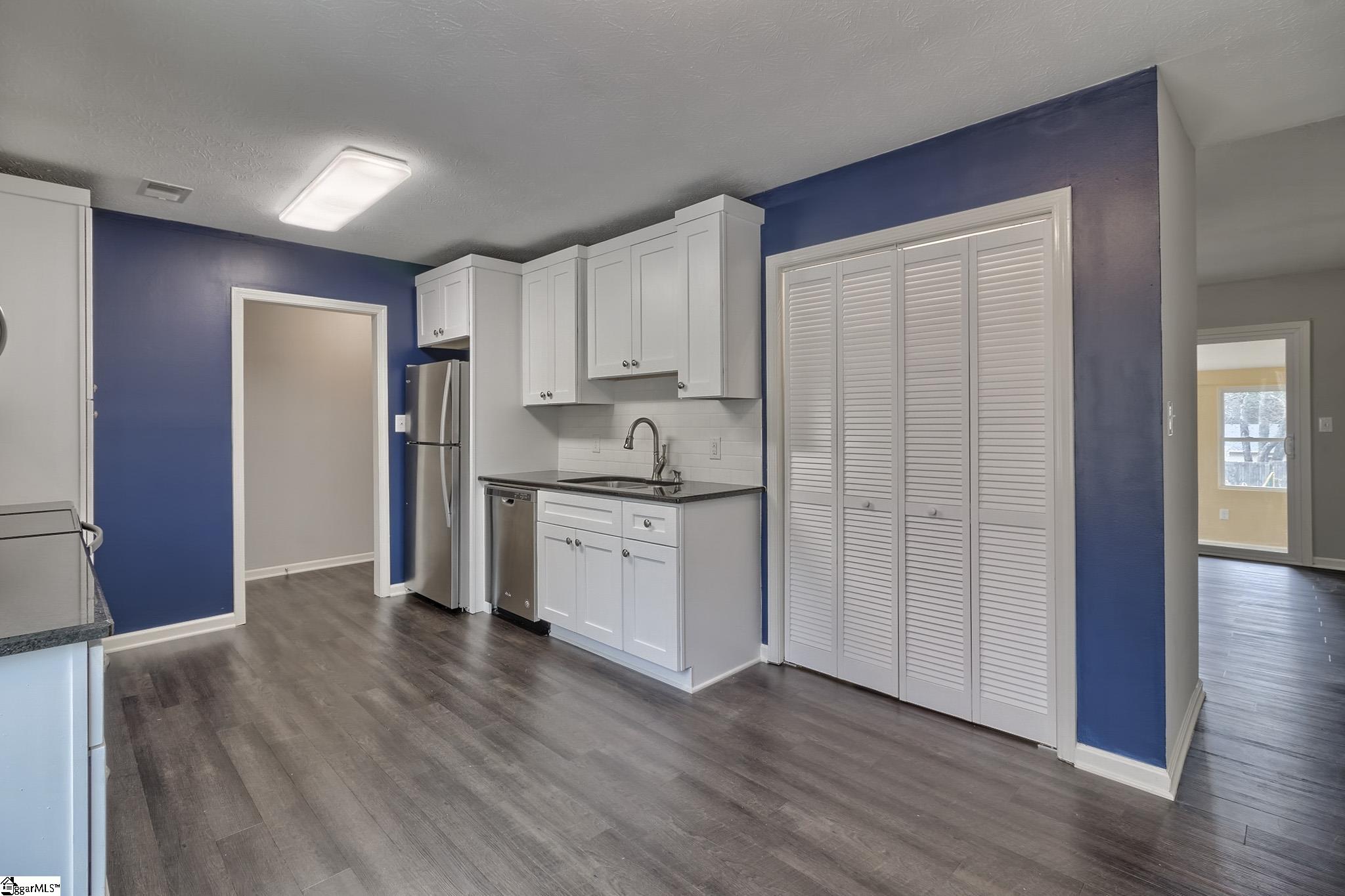 122 Apollo Avenue Greer, SC 29651 - Photo 5 of 24 Gallery Image 5