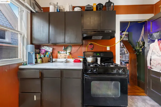 $725,000 | 553 34th Street, Oakland, CA 94609