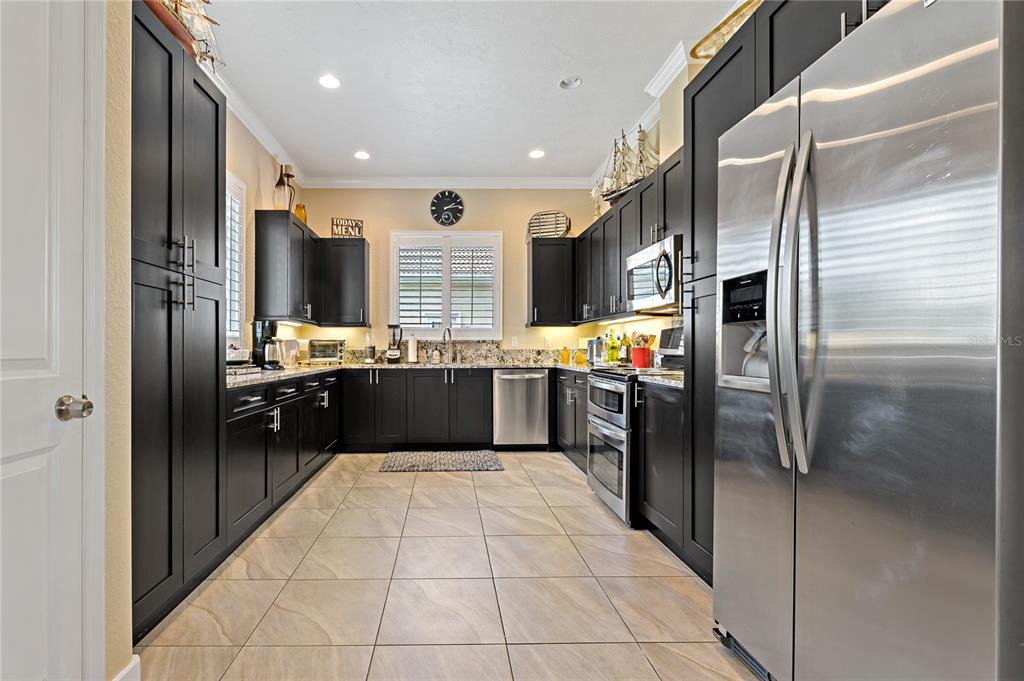 1104 Nancy Gamble Lane Ellenton, FL 34222 - Photo 15 of 57