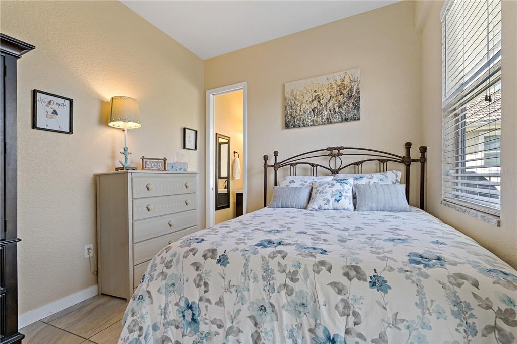 1104 Nancy Gamble Lane Ellenton, FL 34222 - Photo 21 of 57