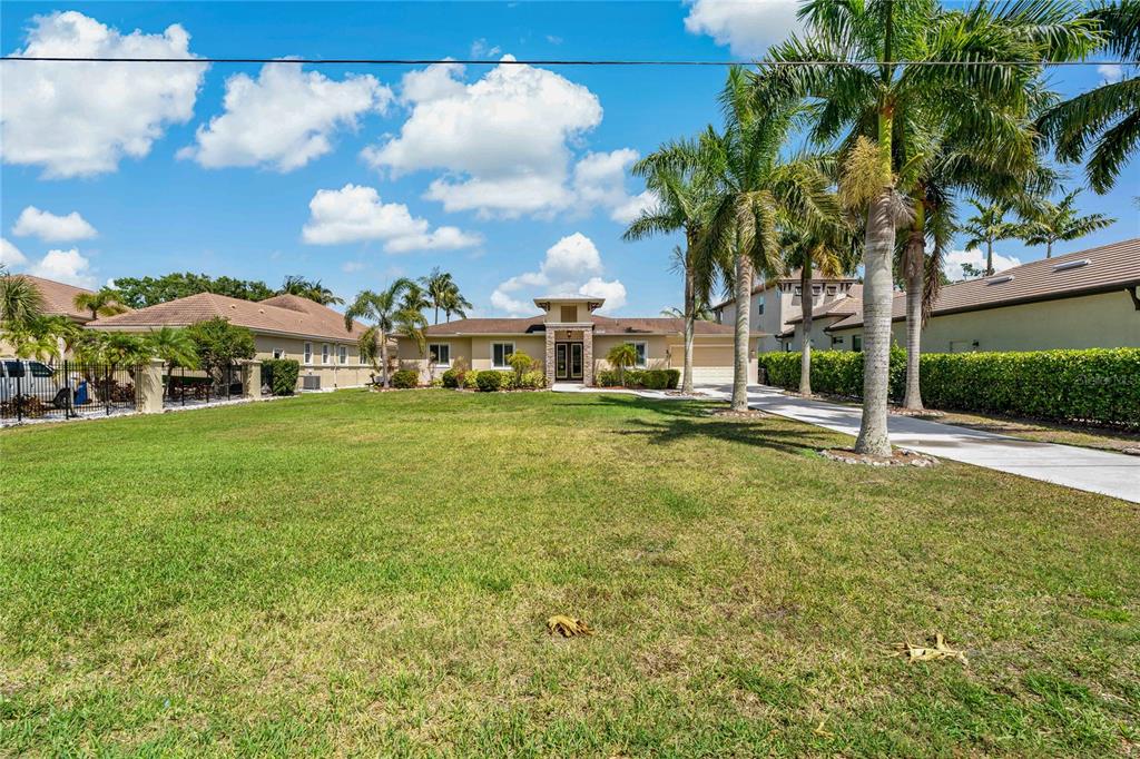 1104 Nancy Gamble Lane Ellenton, FL 34222 - Photo 33 of 57