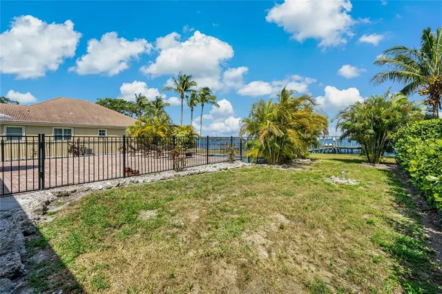 $4,700 | 1104 Nancy Gamble Lane, Ellenton, FL 34222