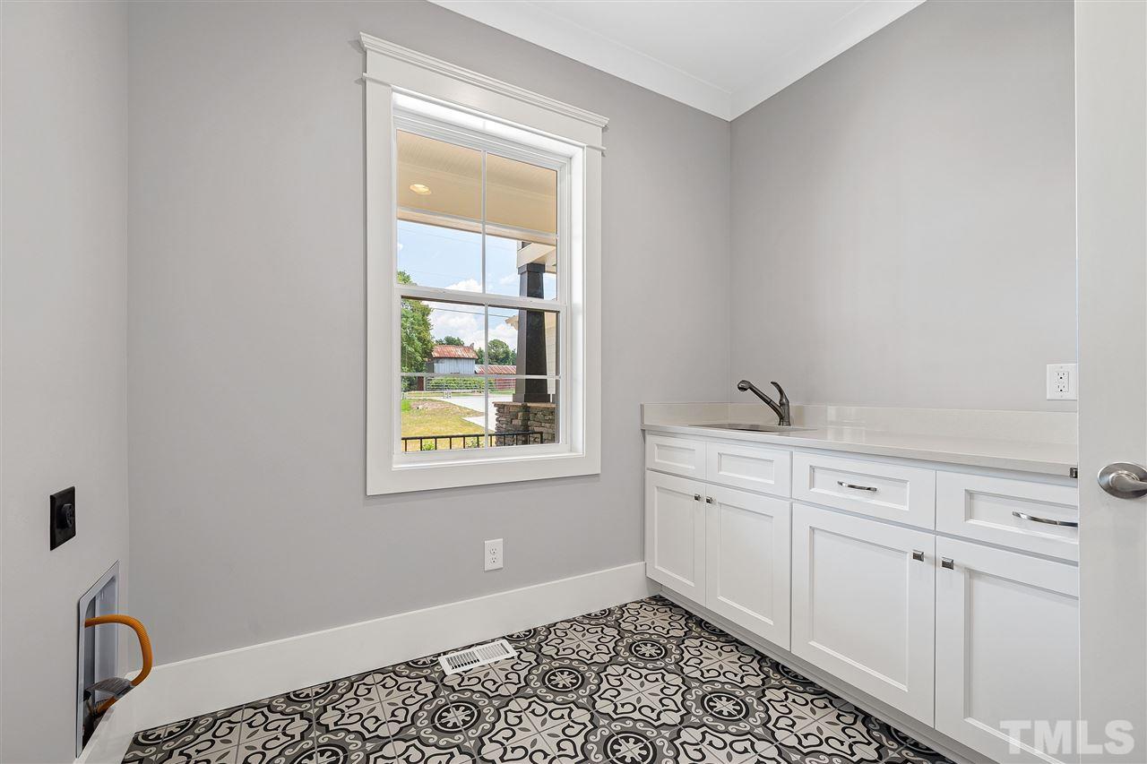4020 Doyle Road Zebulon, NC 27597 - Photo 16 of 26