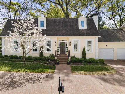 front view of house with a yard