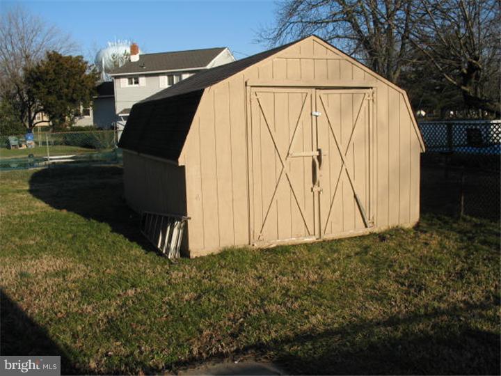 102 Somerset Road Glassboro, NJ 08028 - Photo 14 of 17