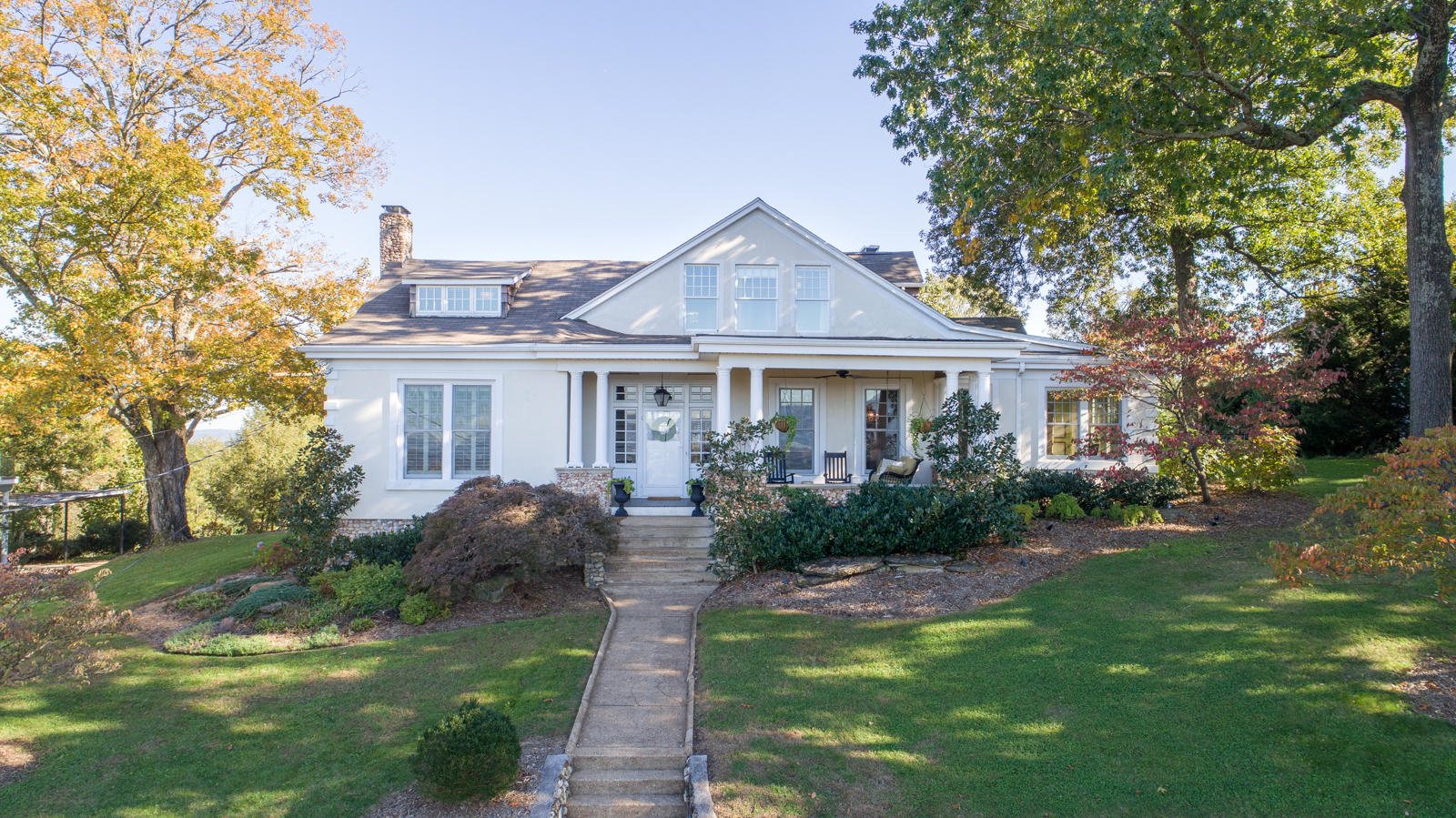 72 North Crest Road Chattanooga, TN 37404 - Photo 4 of 53 Front Exterior