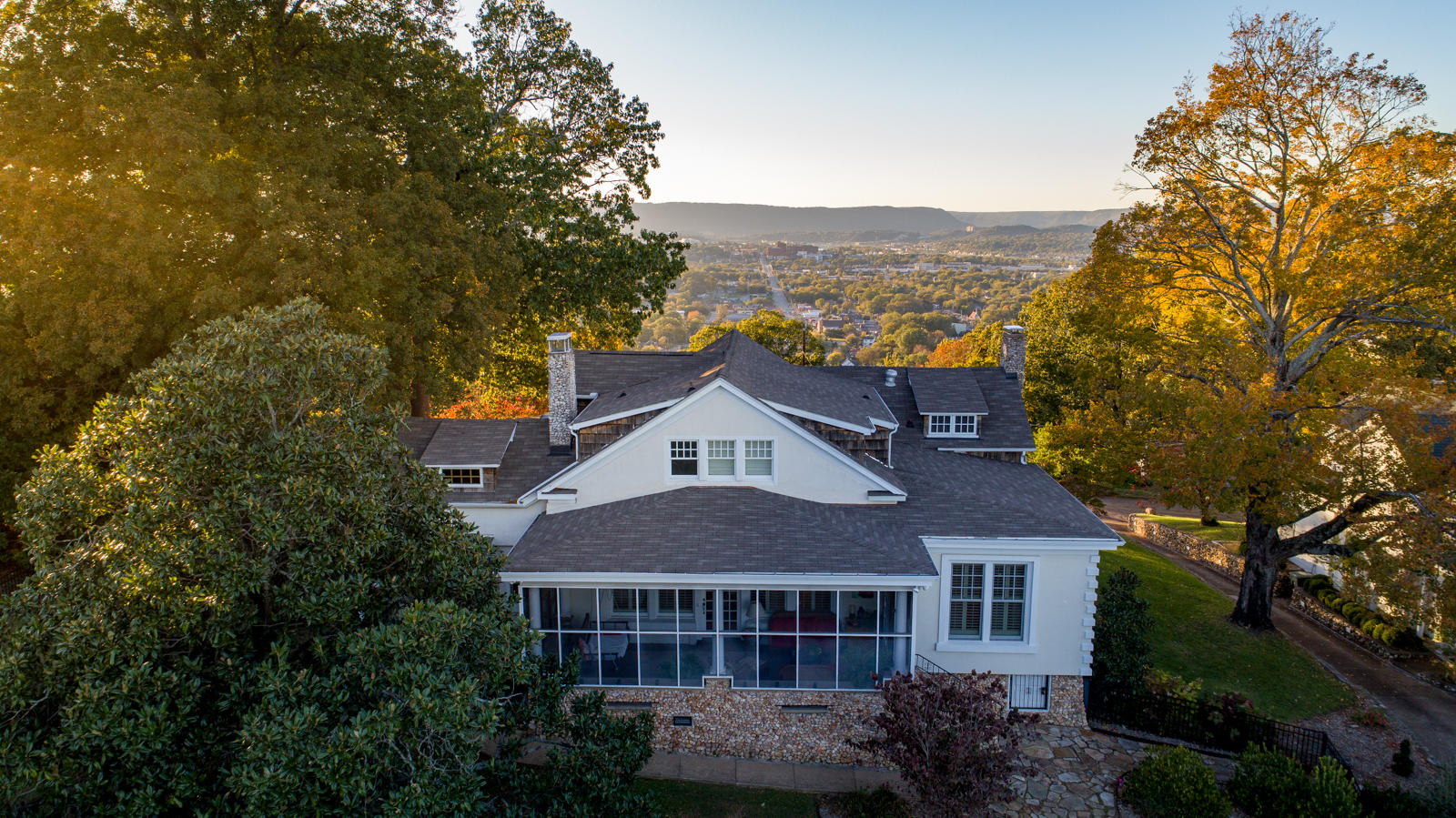 72 North Crest Road Chattanooga, TN 37404 - Photo 5 of 53 Front Exterior