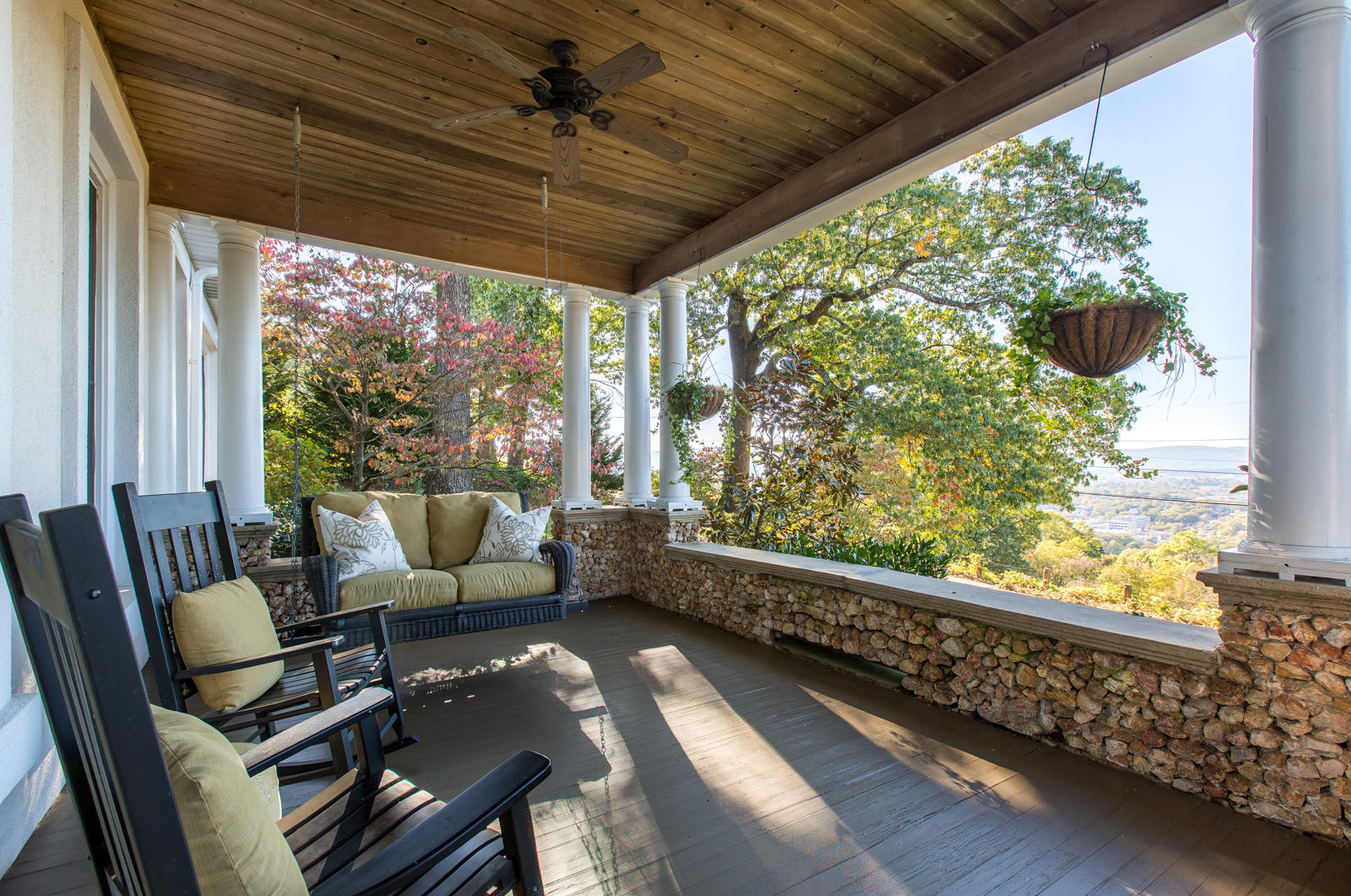 72 North Crest Road Chattanooga, TN 37404 - Photo 7 of 53 Front Porch